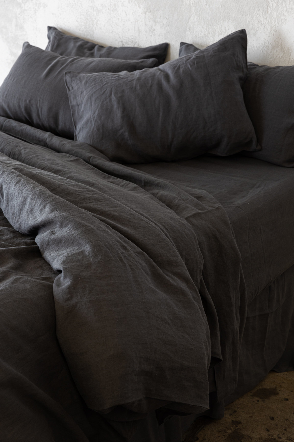chic charcoal French flax linen bedding